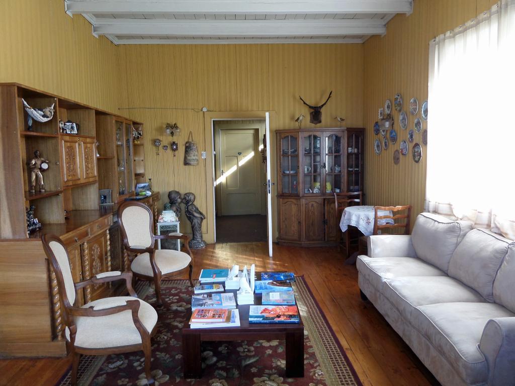 Hostal y Cabañas Villa Germana Puerto Varas Exterior foto
