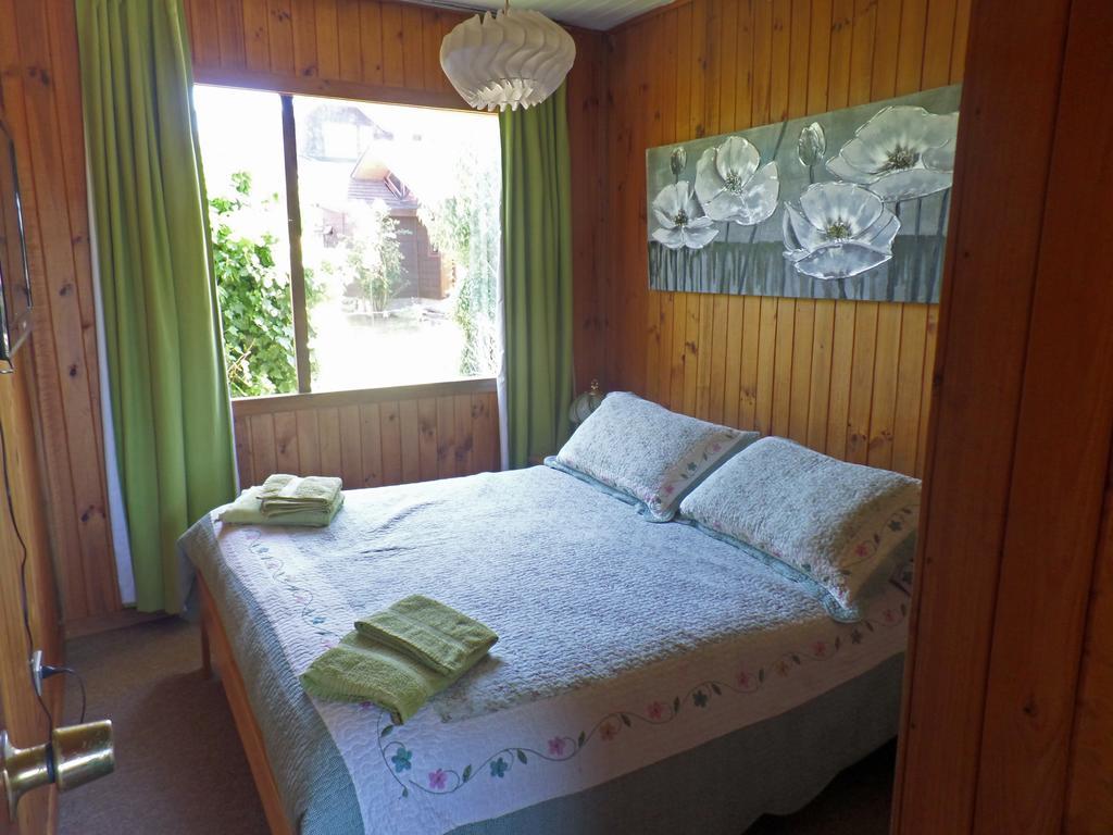 Hostal y Cabañas Villa Germana Puerto Varas Exterior foto